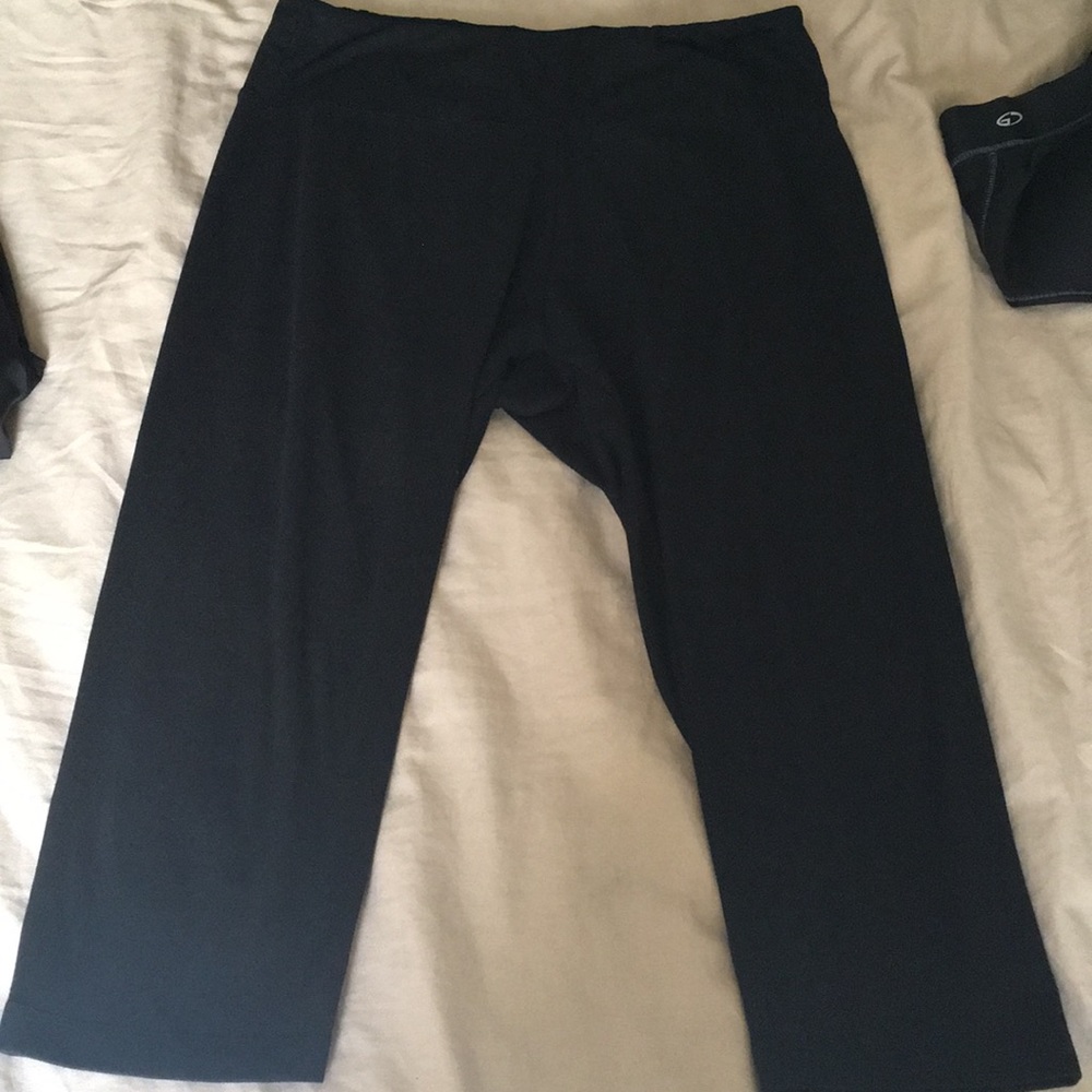 Balance yoga pants/ Capri
